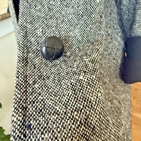 Vintage Pendleton 100% Wool Overcoat –Women Size 14 Black White Tweed USA 1970's - Picture 9 of 16